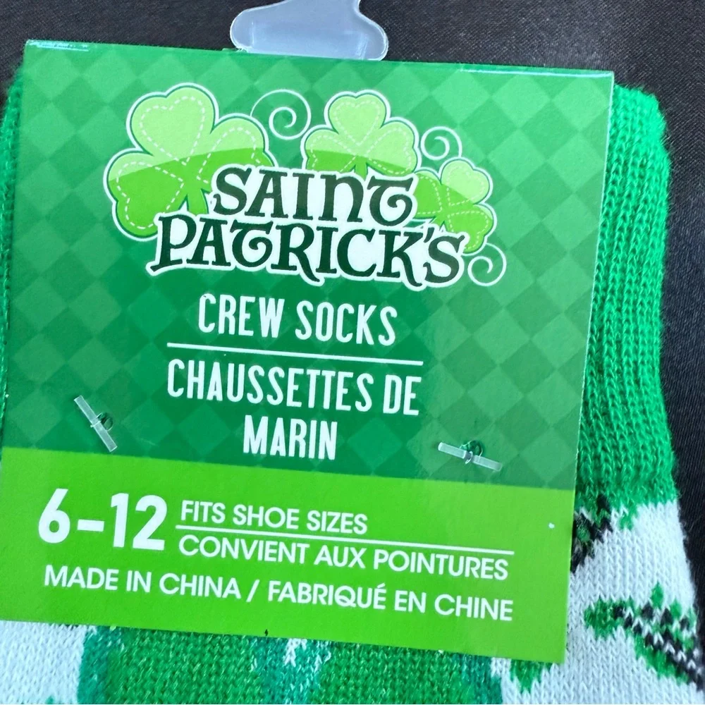 St. Patrick Shamrock & Roll Casual Socks - Green and White‎
